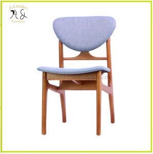 Nordic Modern Design Chair Heart Shape Backrest Chair Wooden Hotel Chair