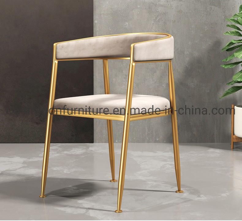 Modern Home Furniture Steel Leg Leather Dining Chair with Arm