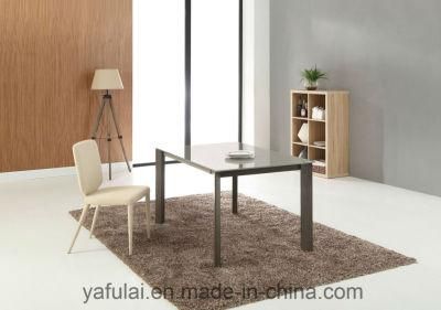 Hot Selling Glass Top with Walnut Veneer MDF Dining Table Furniture
