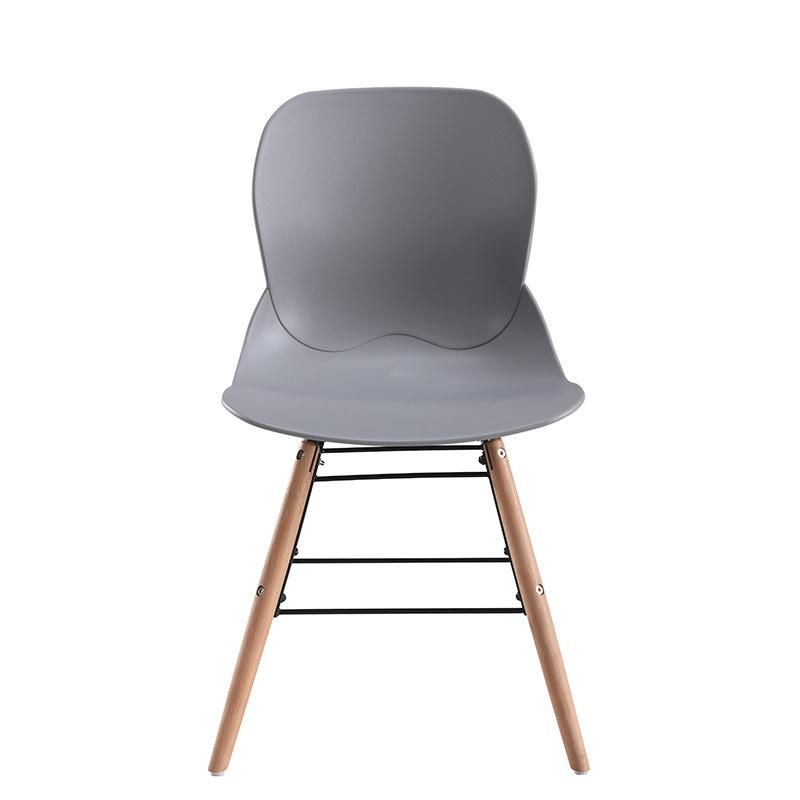 Factory Price Nordic Style Modern Chairs Outdoor Banquet Stool White PP Plastic Chair Wood Home Dining Furniture Restaurant Dining Chair for Dining Room