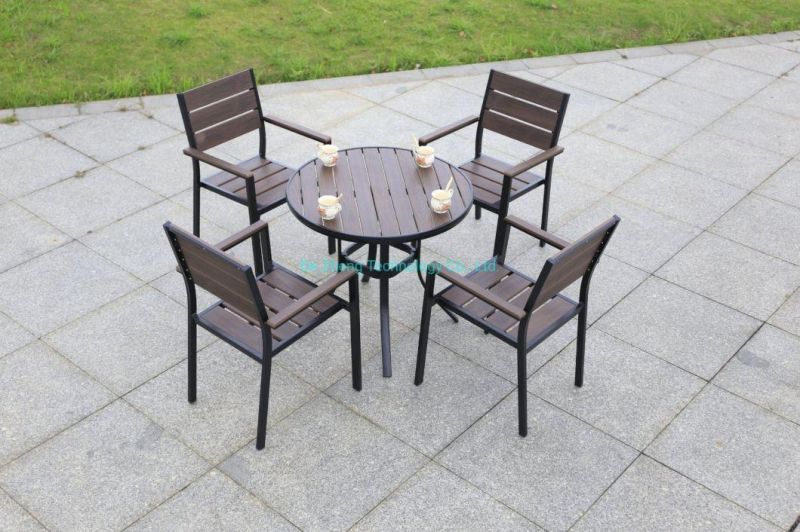 Poolside Plastic Wood Furniture Aluminum Frame Dining Table and Chairs