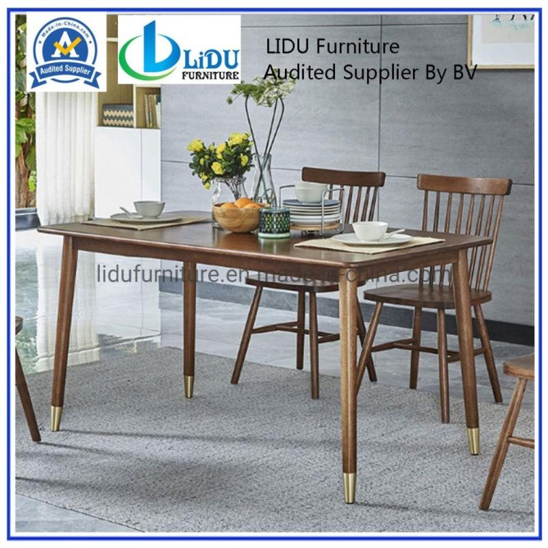 Modern Furniture Home Dinning Table Set European Modern Glass Table Wooden Legs Dining Table with High Quality