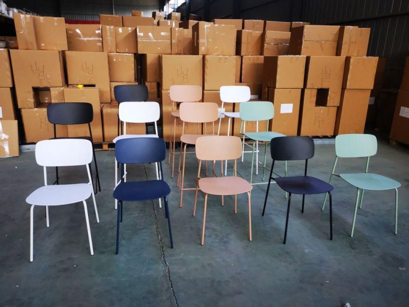 New Design PP/PU Seat Cafe Chair with Metal Legs Plastic Chair for Dining Hall Cheap Training Chair