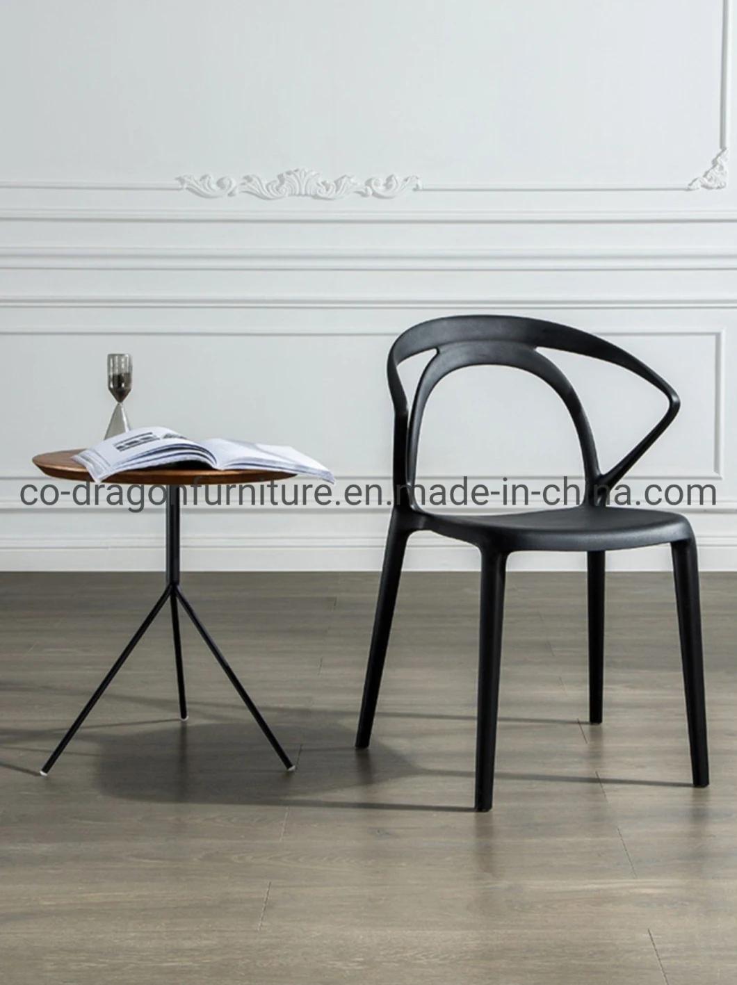 Factory Wholesaler Morden Home Furniture Plastic Dining Chair for Sale