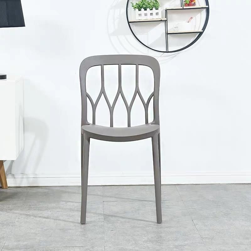 Custom Fashionable Atmosphere Comfortable Seat Anti-Slide Pad Metal Leg Dining Plastic Chair