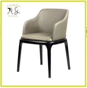 Hotel Furniture Modern Design Leather Armchair with Wooden Leg