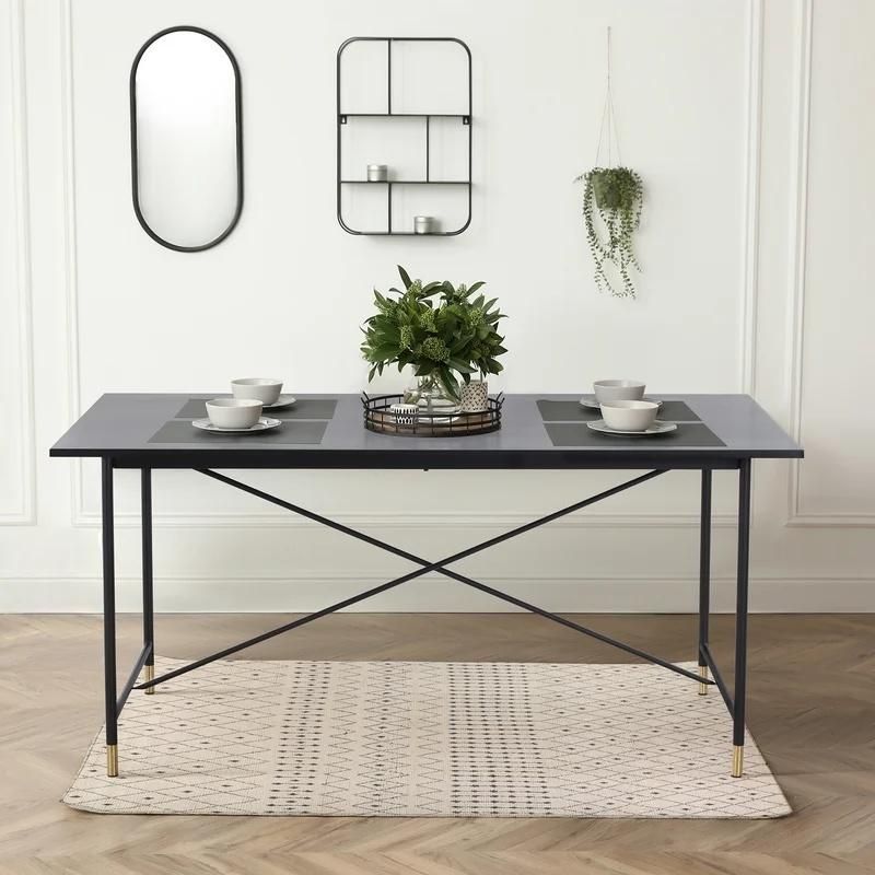 Hot Selling Black Lacquer Environmental MDF Top Wooden Legs Simple Round Dining Table Nordic Modern Scandinave Style European High Bar Table Set Dining Table
