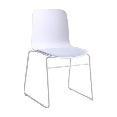 2021 Modern Design PP Lightweight Assembly Style Plastic Dining Chair