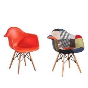 Modern Minimalist Design PP Armrest Wooden Leg Living Room Dining Chair Outdoor Dining Chair