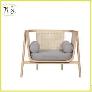 Modern Design Wooden Frame Rattan Woven Single Sofa Chair for Cafe