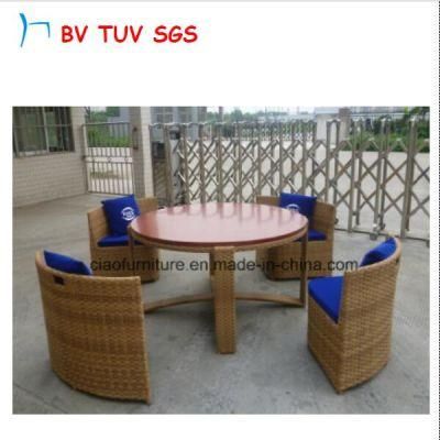 Unique Style Patio Dining Set with 5cm Clear Glass