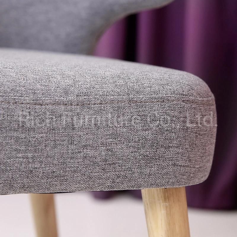 Hotel Restaurant Office Fabric Armrest Dining Chair with Wood Legs