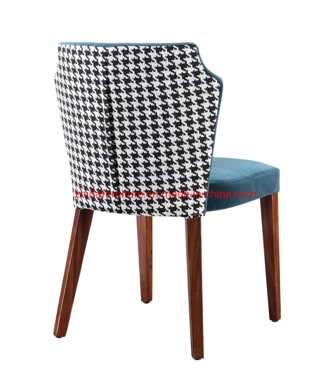 Modern Furniture Restaurant Wooden Frame Fabric Dining Chair for Cafe