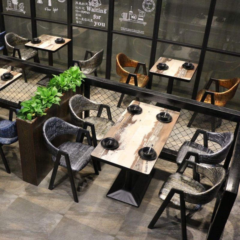 Stability Metal Base with Wooden Top Dining Table for Restaurant and Coffee Shop