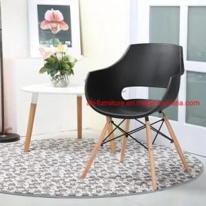 Plastic Dining Chair Wsillas Plastico with Wooden Legs