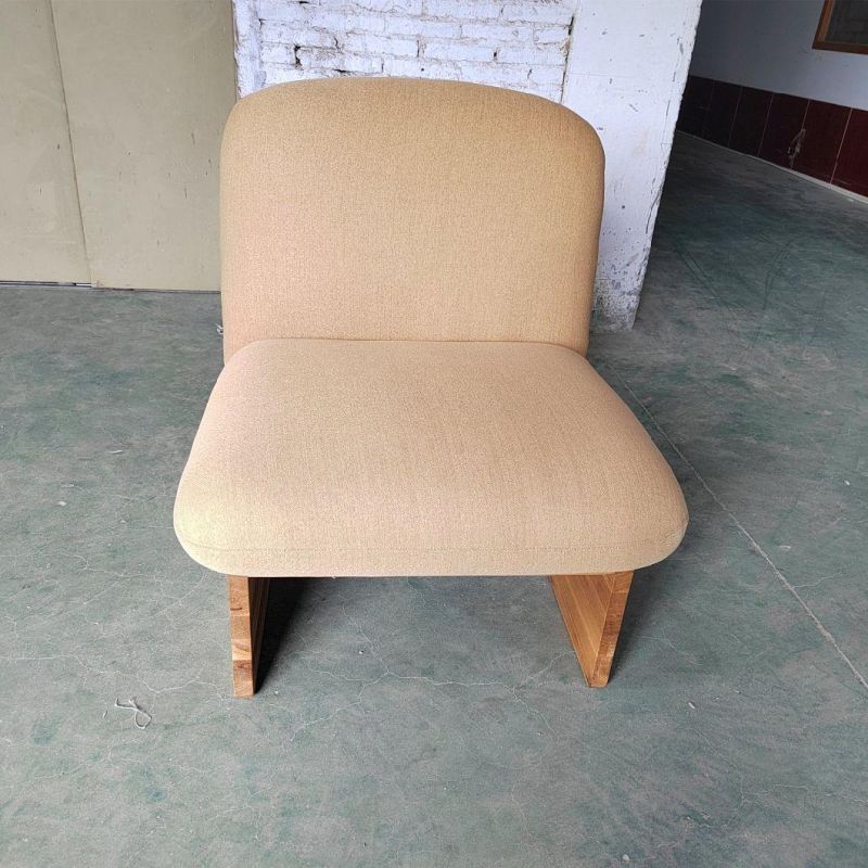 Restaurant Furniture Timber Base Chaise Lounge Chair