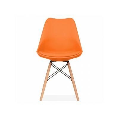 Modern Design Fashion Plastic Chairs with Wooden Leg