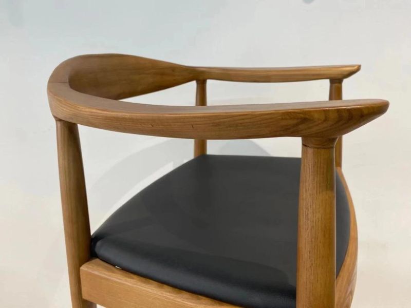 Modern Furniture Restaurant Wooden Dining Armchair with Padded Seat