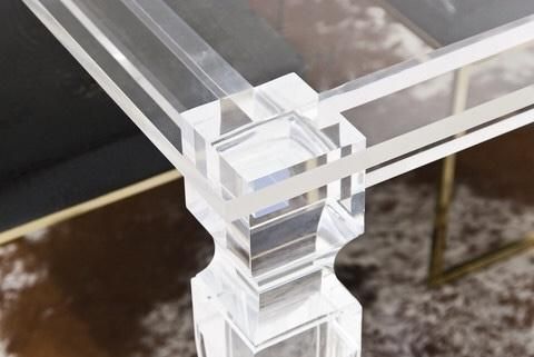 High -End Atmospheric Grade Acrylic /Cystal Dining Table