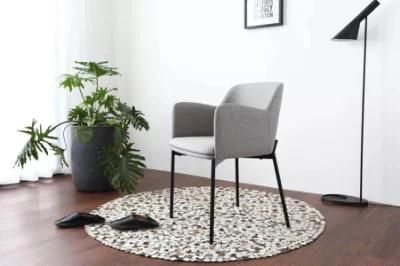 Simple Fabric Armchair Master Chair with Black Steel Restaurant Chair
