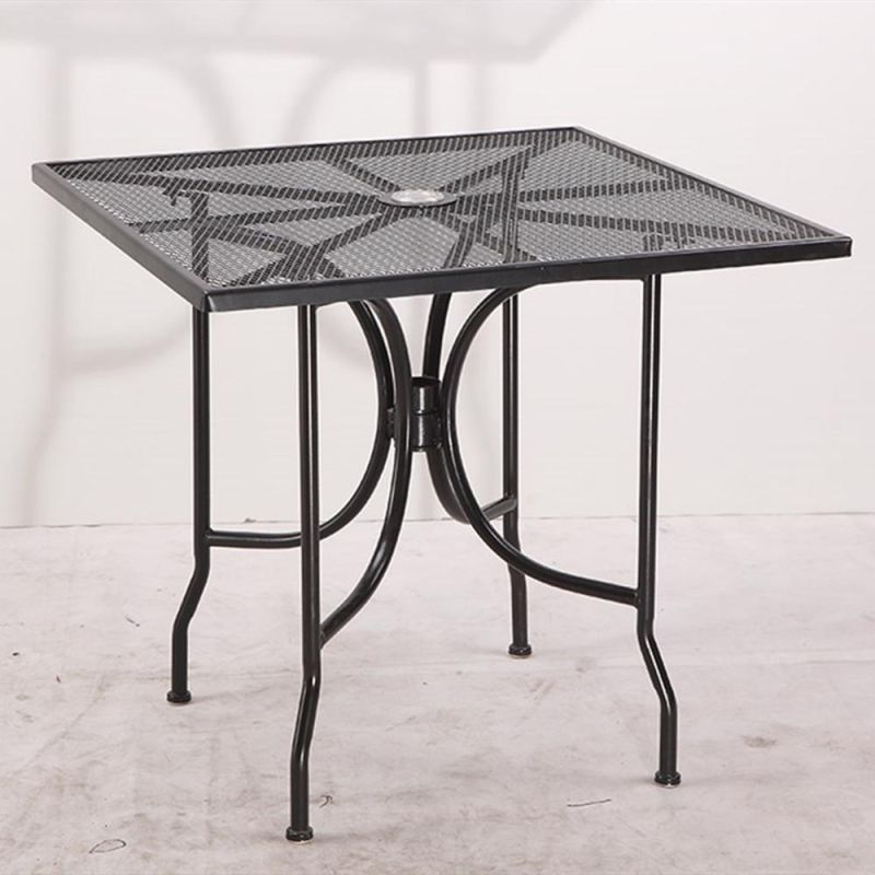 Galvanized Outdoor Restaurant Grilled Iron Mesh Furniture Knocked Down Steel Table