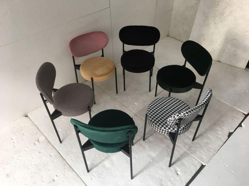 Modern Design Velvet Upholstered Lounge Dining Chair with Metal Legs