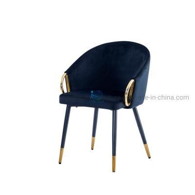 New Design Hot Selling Furniture Comfortable Dining Room Chairs Velvet Dining Chairs with Golden Chrome Legs
