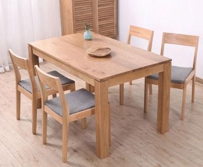 Oak Wood Dining Set with Simple Style and Low Price (M-X1095)