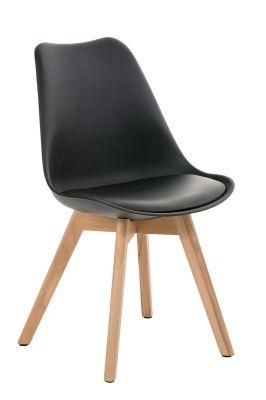 French Design Modern Scandinaves Solid Dining Plastic Chair with Wooden Legs